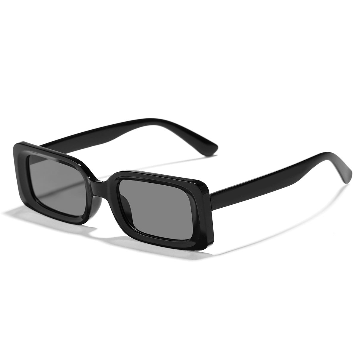 Venta al por mayor de gafas de sol cuadradas para damas con marco pequeño para PC